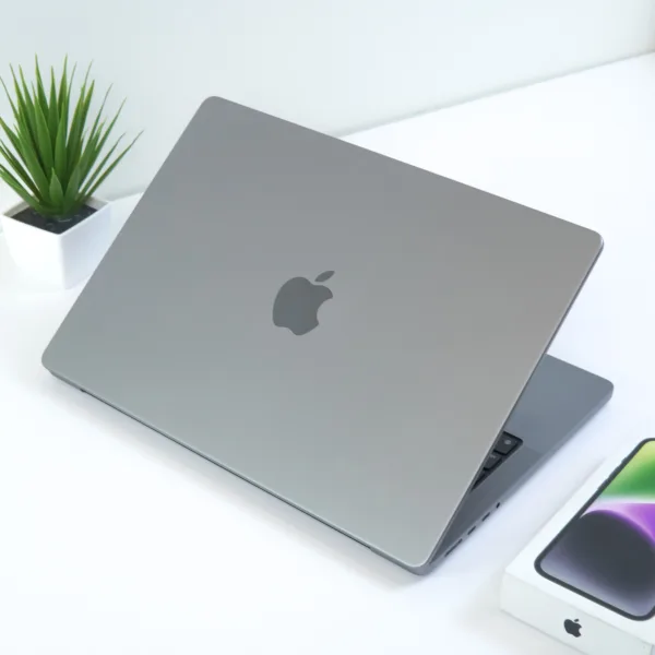 MacBook Pro 2021 14 inch M1 Pro 10CPU 16GPU 16GB RAM 1TB SSD – Like New