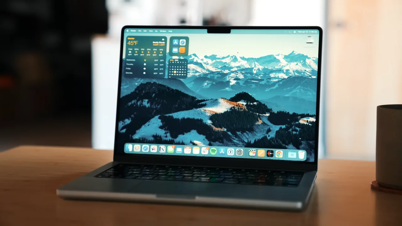 Màn hình sắc nét MacBook Pro M2