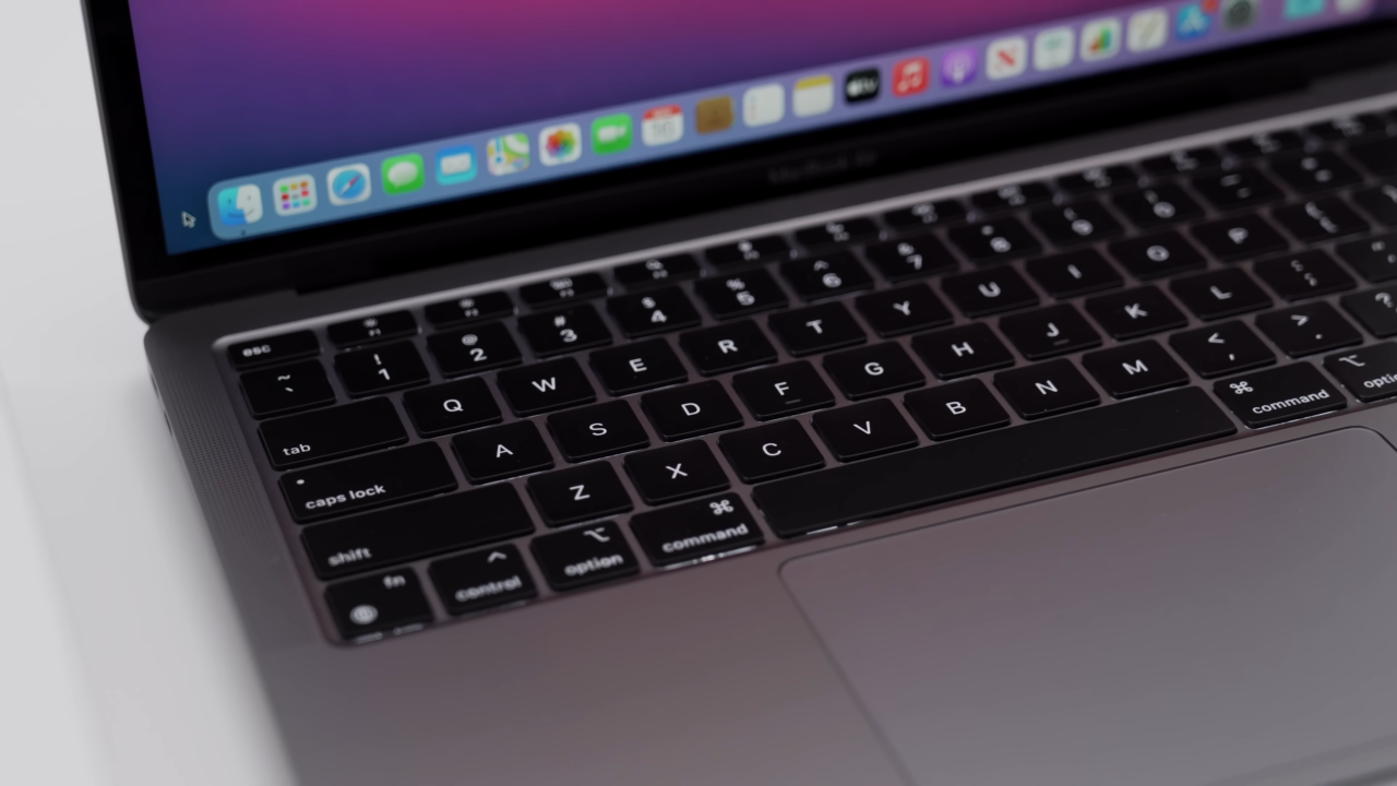 Trackpad rộng rãi làm việc thư thái macbook air m1