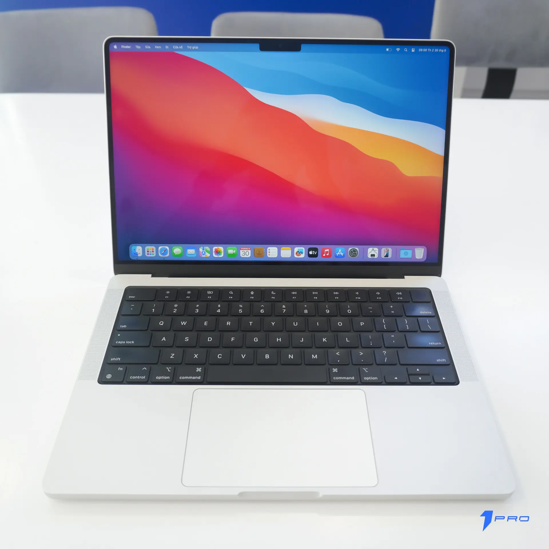 Macbook Air giá hời