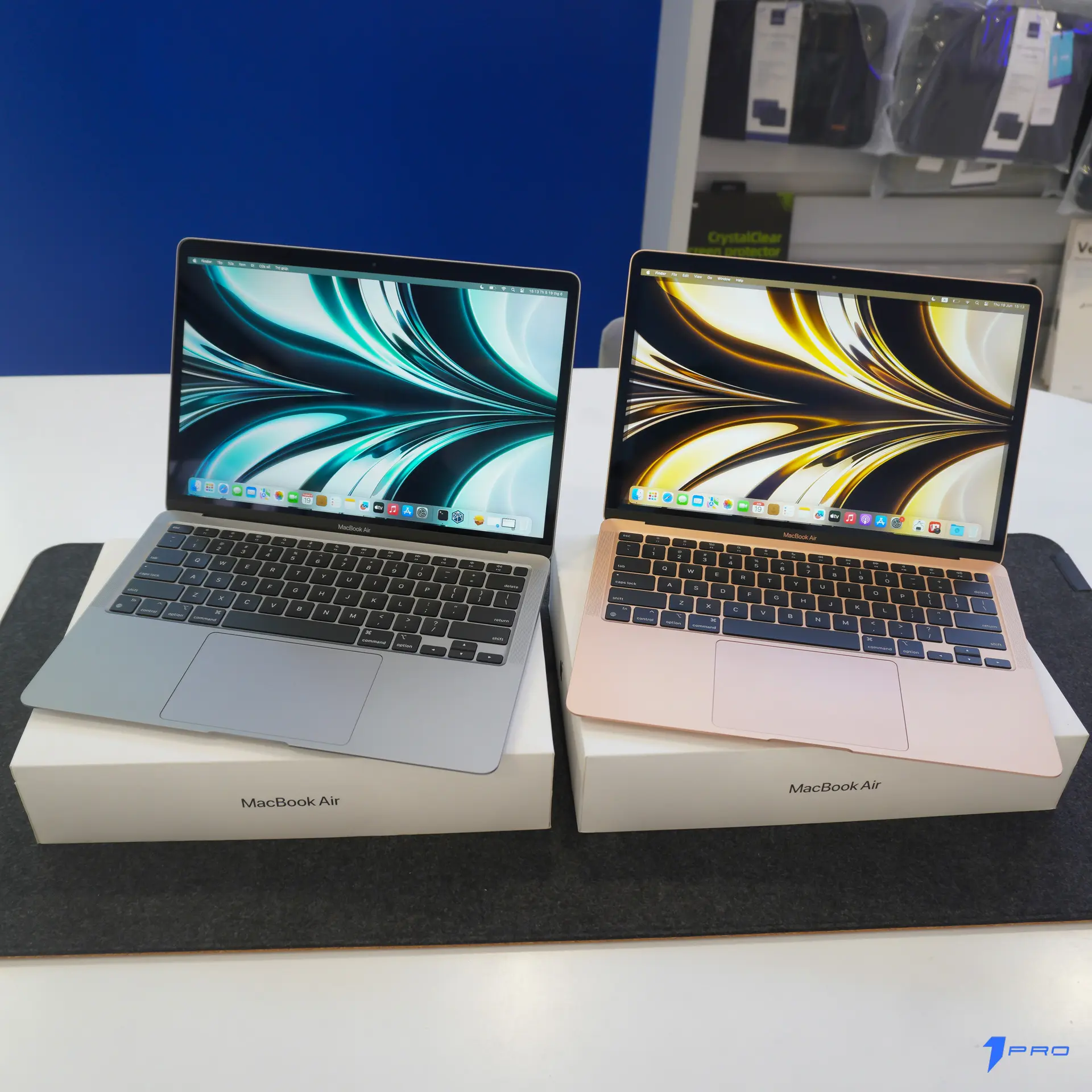 Sạc và pin MacBook Air M1 trong sử dụng di động, đánh giá MacBook Air M1
