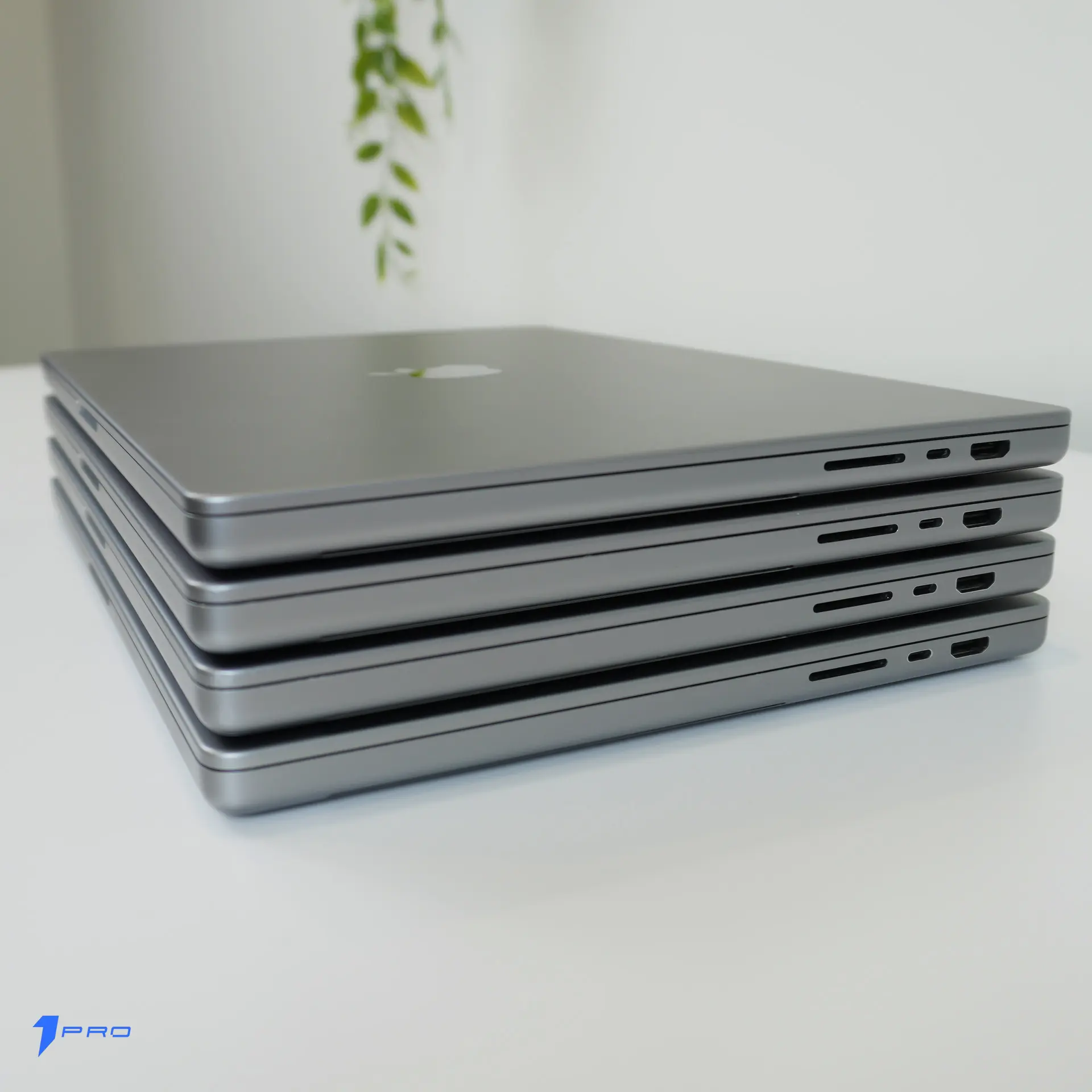 MacBook Pro Intel còn đáng mua không cho người dựng video và làm sáng tạo nội dung