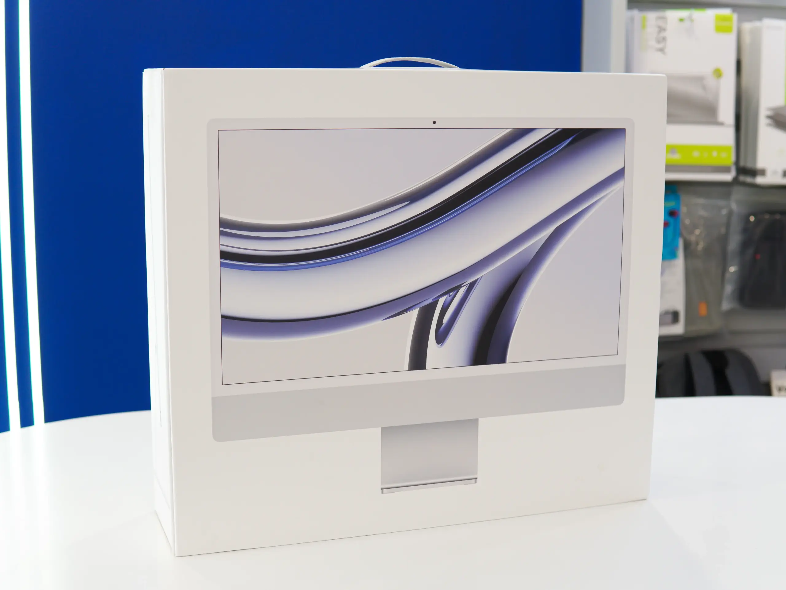 iMac M1 với màn hình Retina 4.5K hiển thị sắc nét