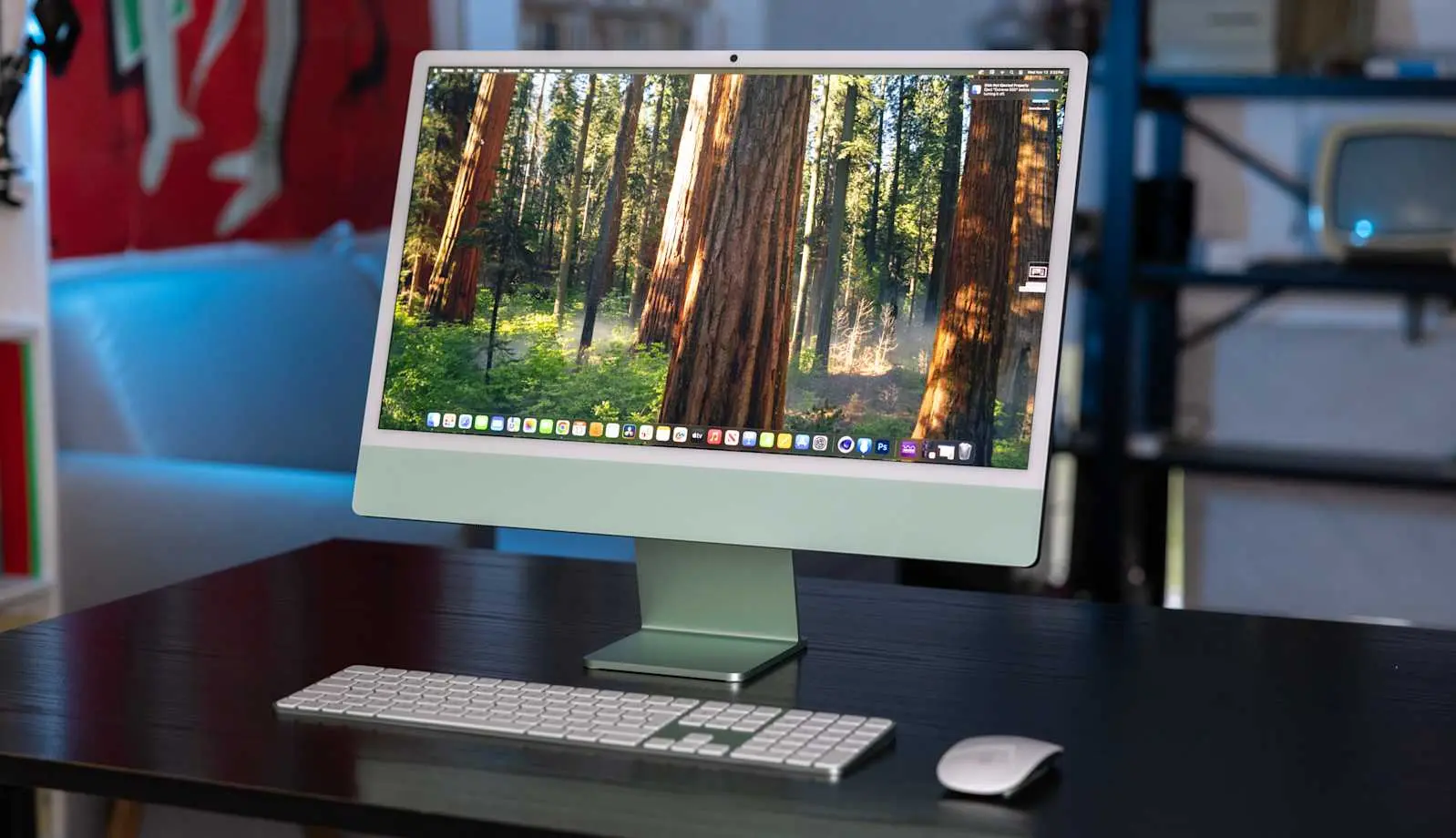 iMac M4 chạy Apple Intelligence với Neural Engine