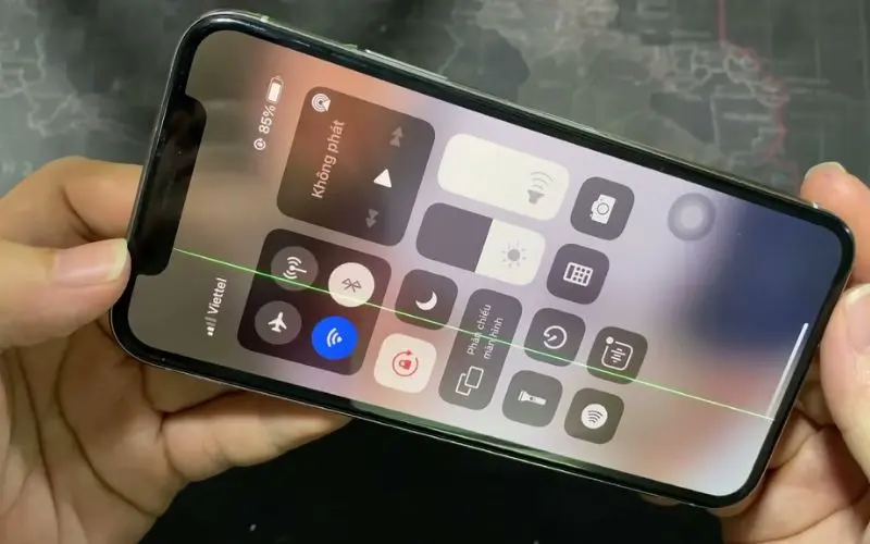 chảy mực màn hình iphone x