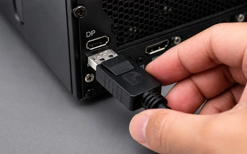 Màn Hình Máy Tính Bị Ám Hồng