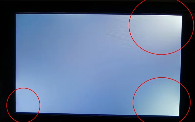 Màn Hình Laptop Bị Đốm Trắng
